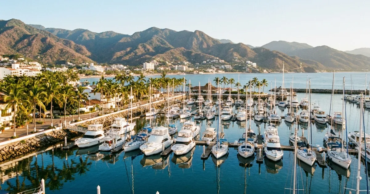 Top 10 boat tours and yacht rentals in Puerto Vallarta